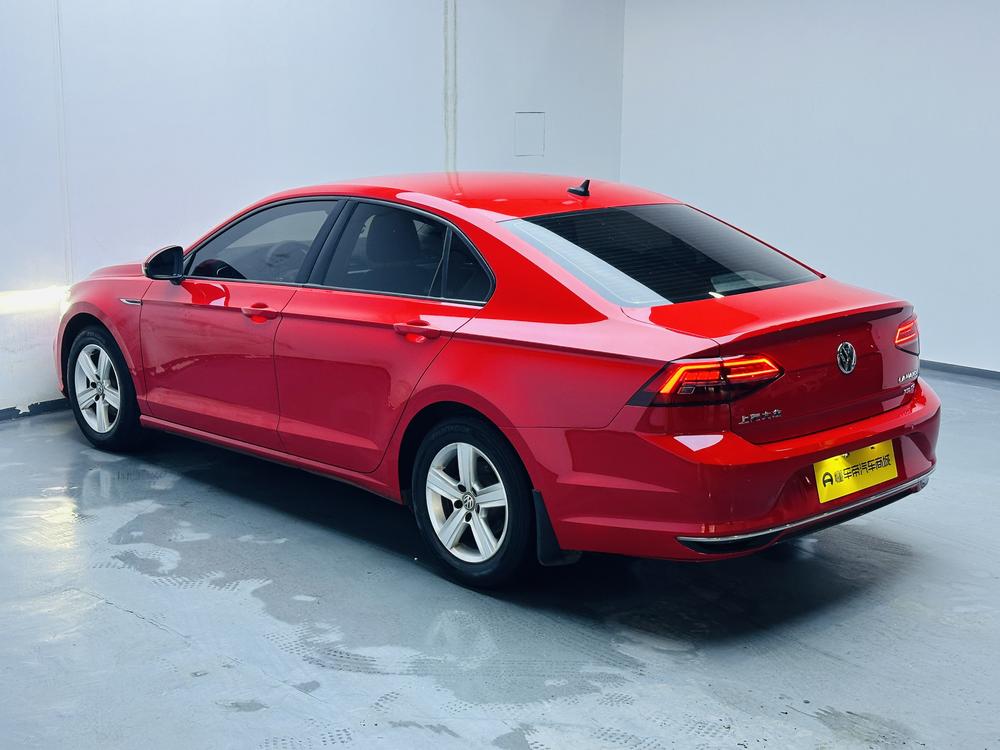 Volkswagen Lamando