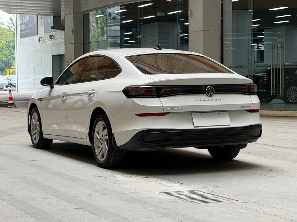 Volkswagen Lamando