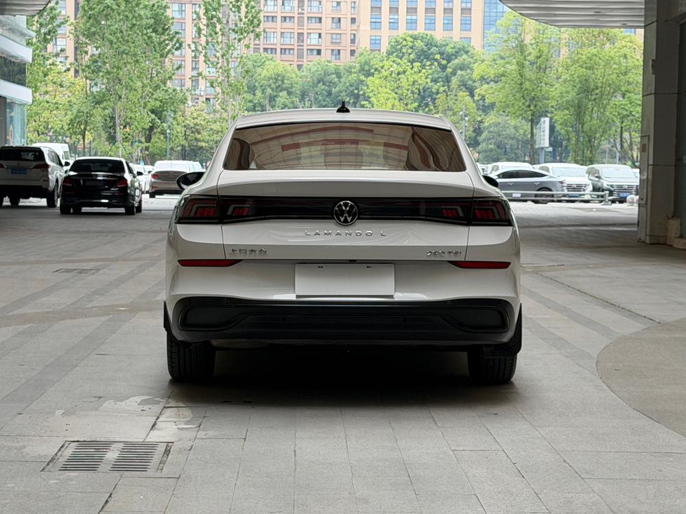 Volkswagen Lamando