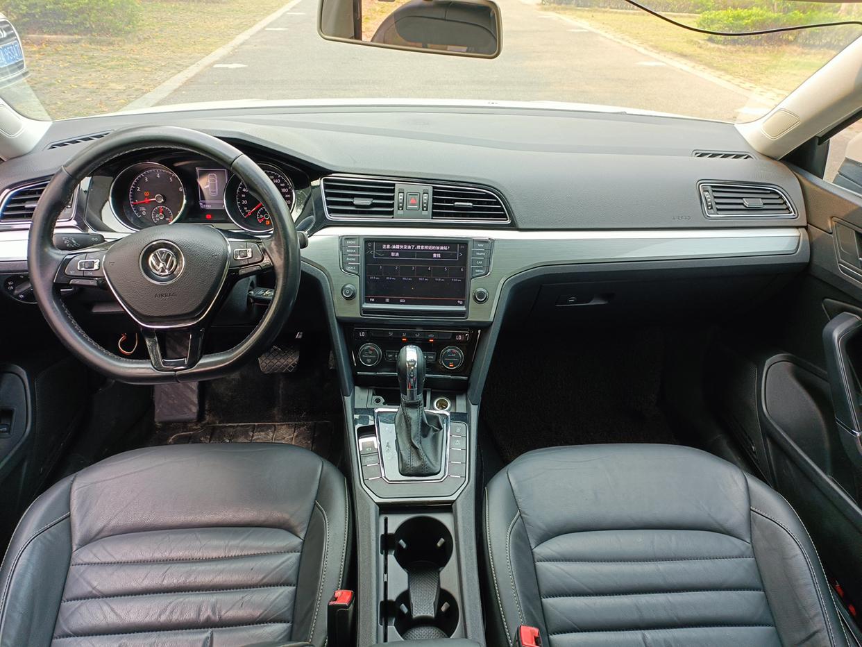 Volkswagen Lamando