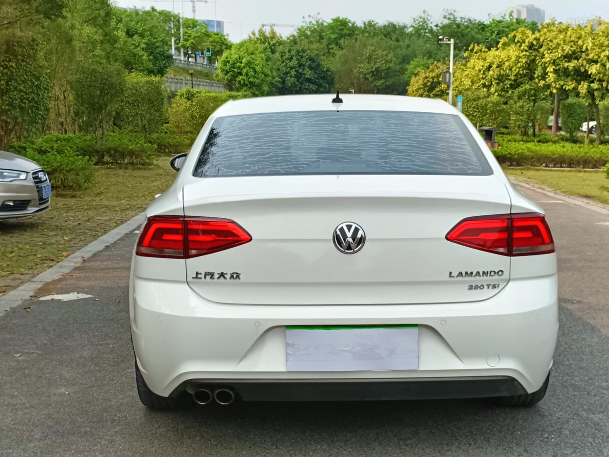 Volkswagen Lamando