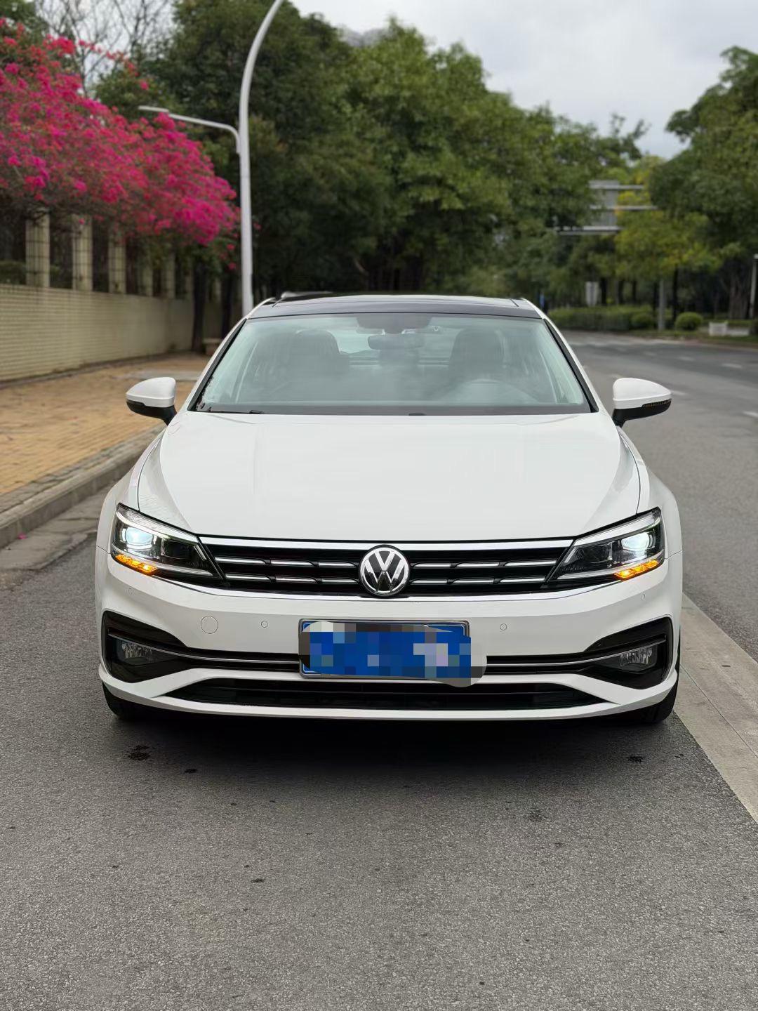 Volkswagen Lamando
