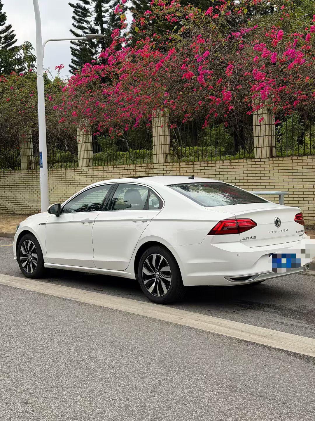 Volkswagen Lamando