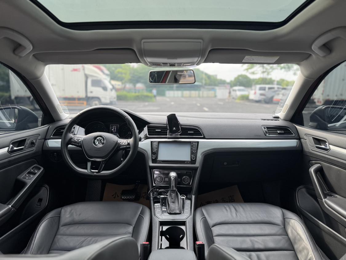 Volkswagen Lamando