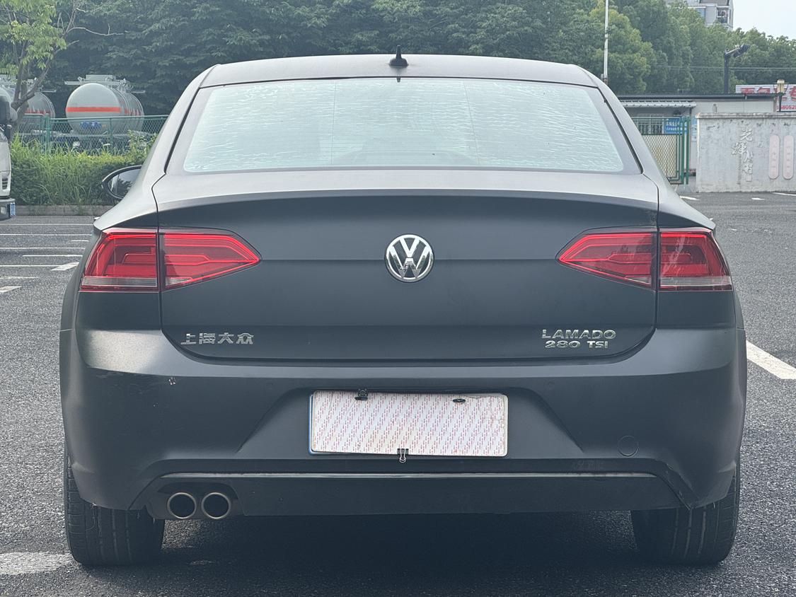 Volkswagen Lamando