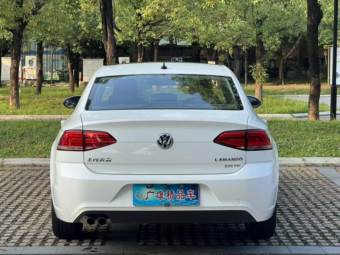 Volkswagen Lamando