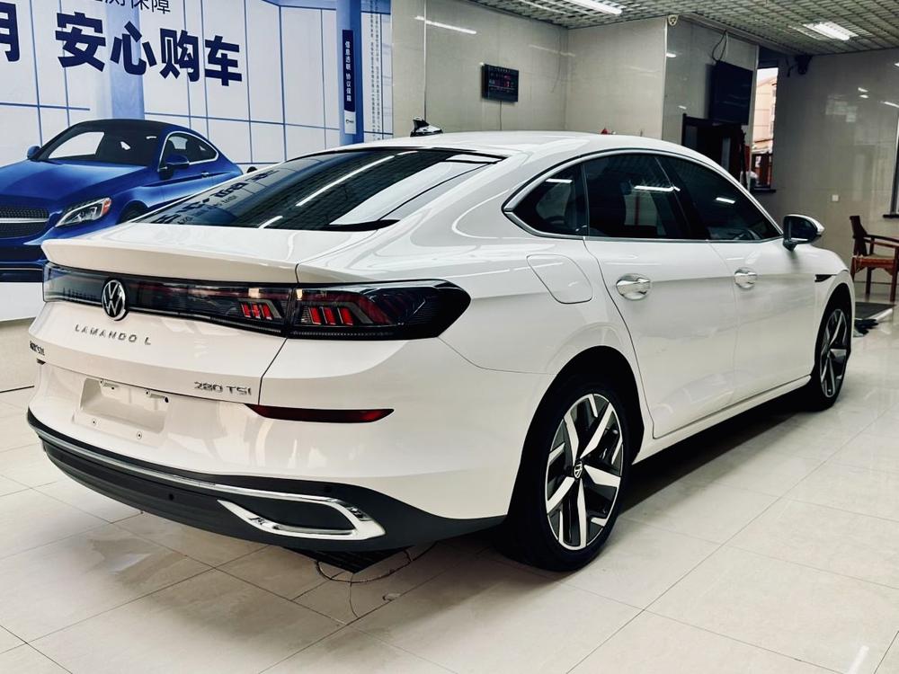 Volkswagen Lamando