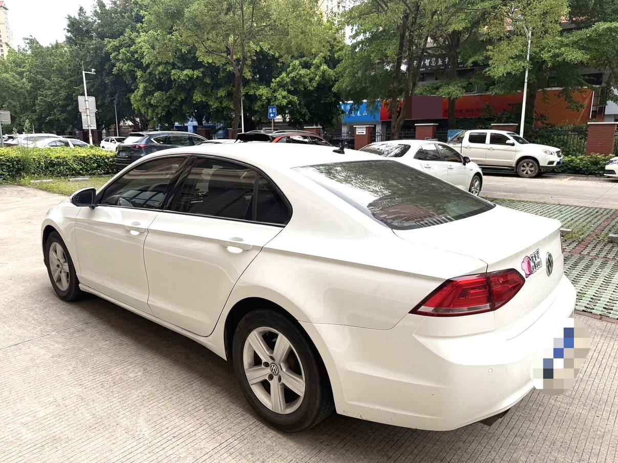 Volkswagen Lamando