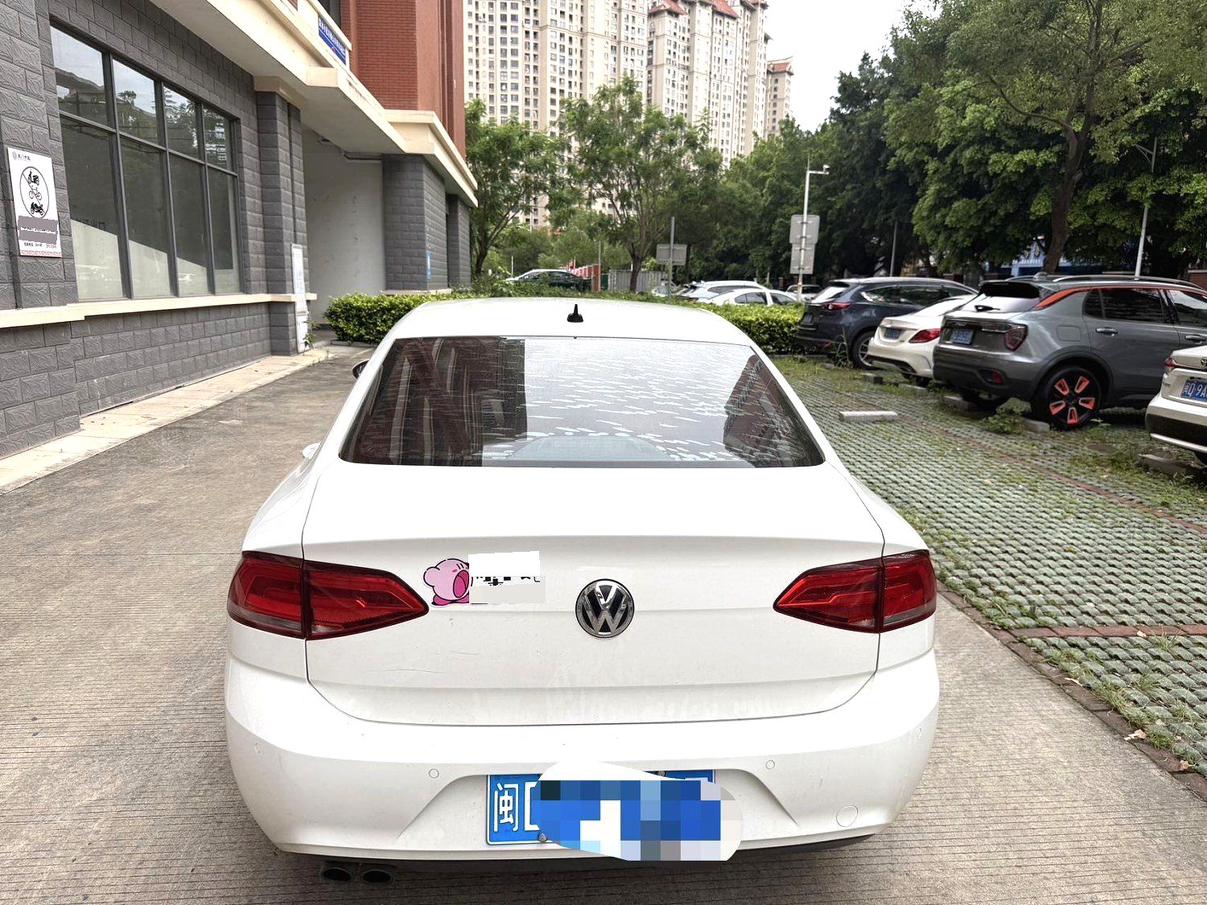 Volkswagen Lamando
