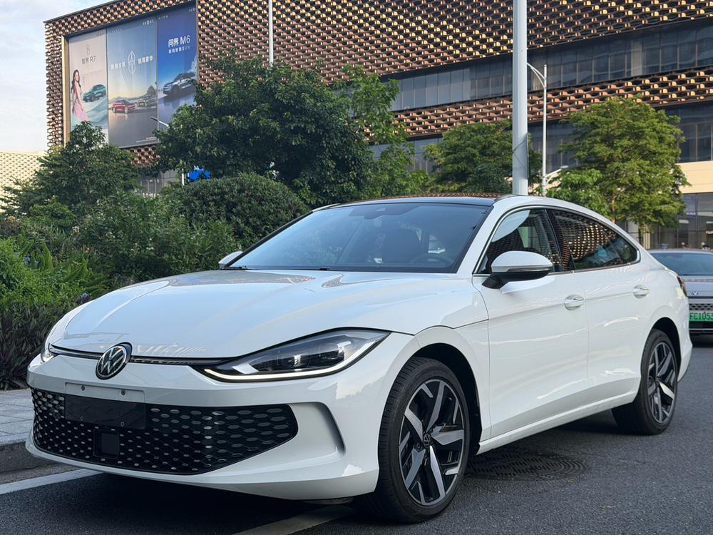Volkswagen Lamando