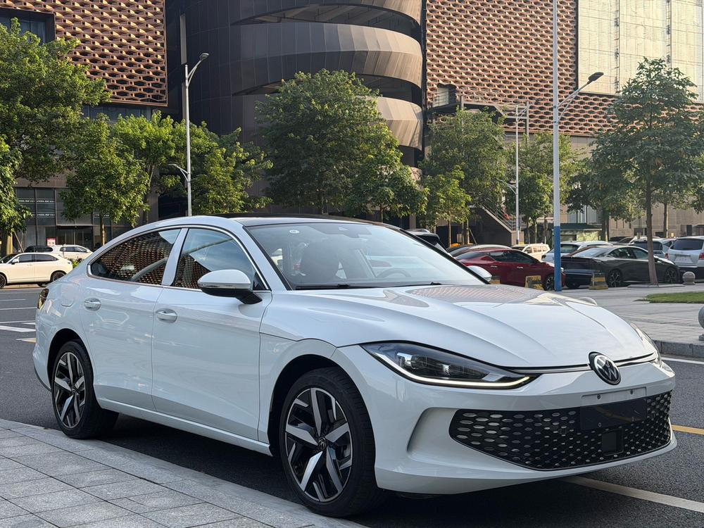 Volkswagen Lamando
