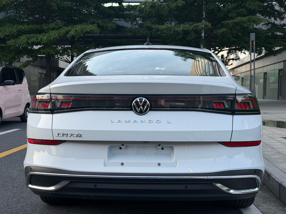 Volkswagen Lamando