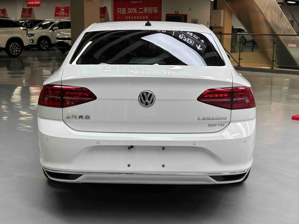 Volkswagen Lamando