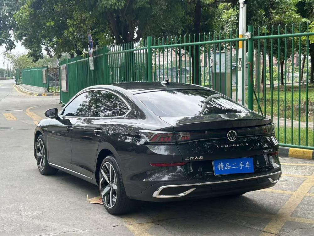 Volkswagen Lamando
