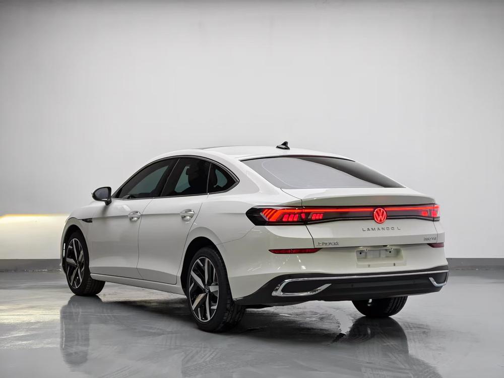 Volkswagen Lamando