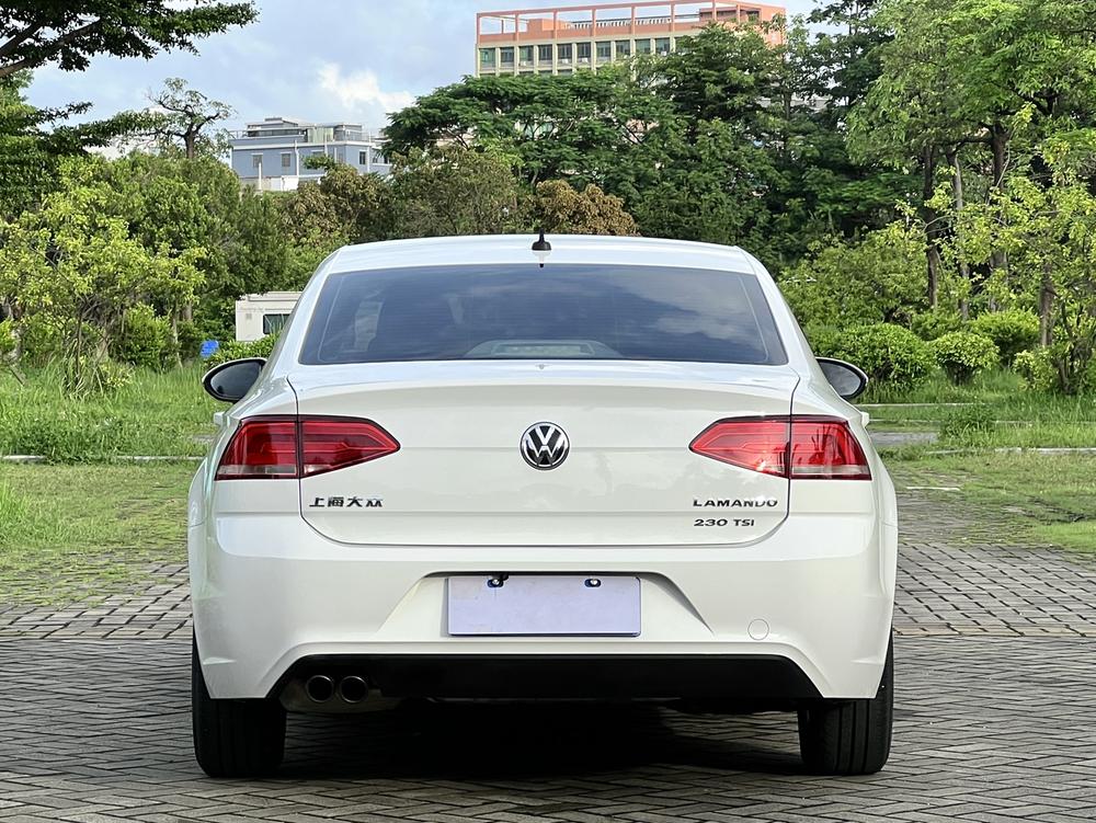 Volkswagen Lamando