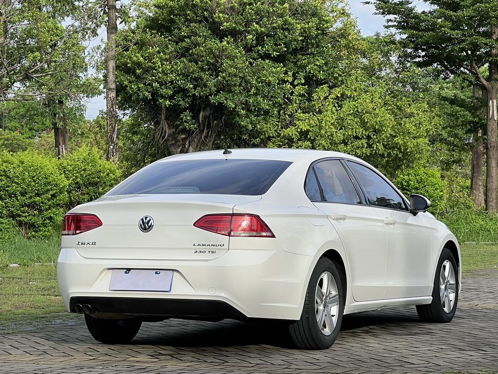 Volkswagen Lamando