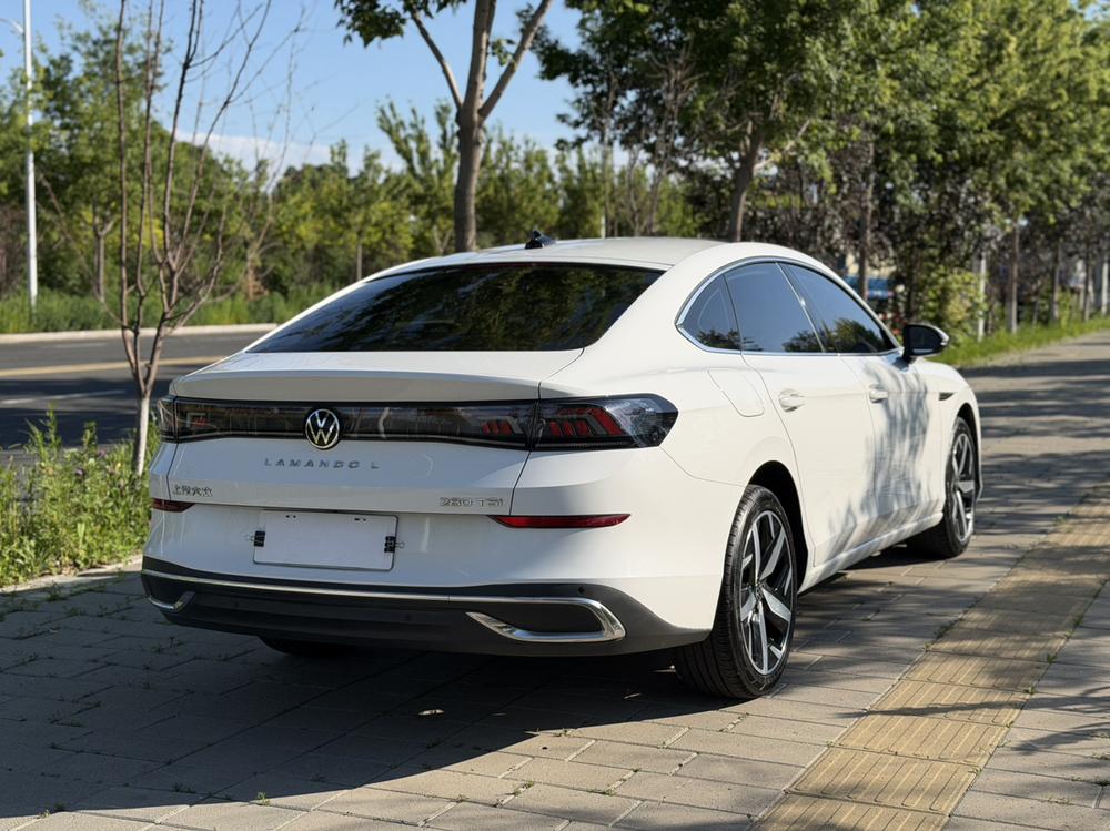 Volkswagen Lamando