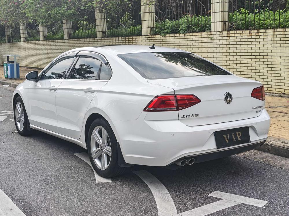 Volkswagen Lamando