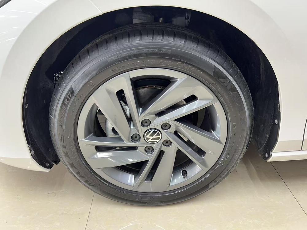 Volkswagen Lamando
