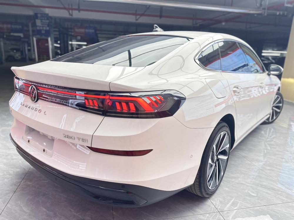 Volkswagen Lamando