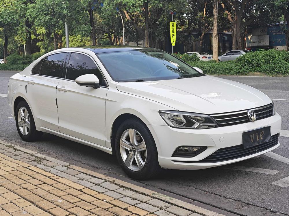 Volkswagen Lamando