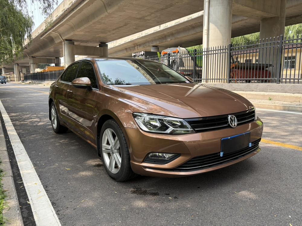 Volkswagen Lamando