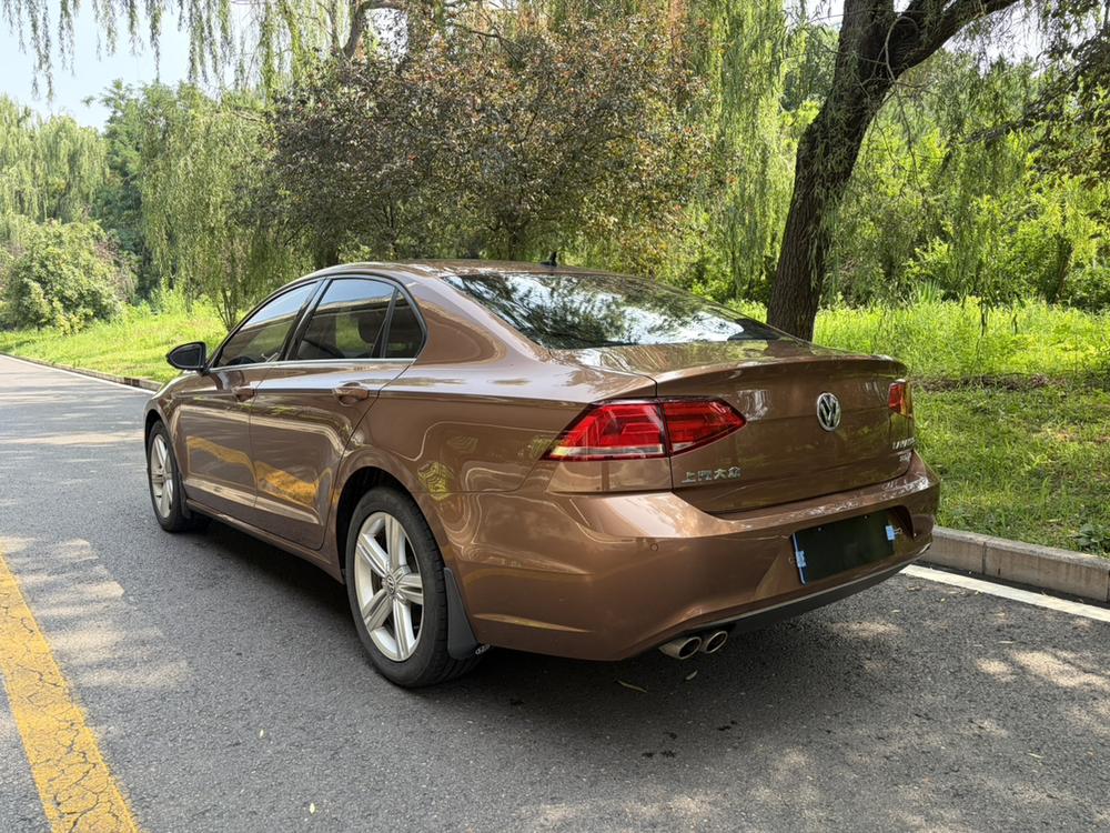 Volkswagen Lamando