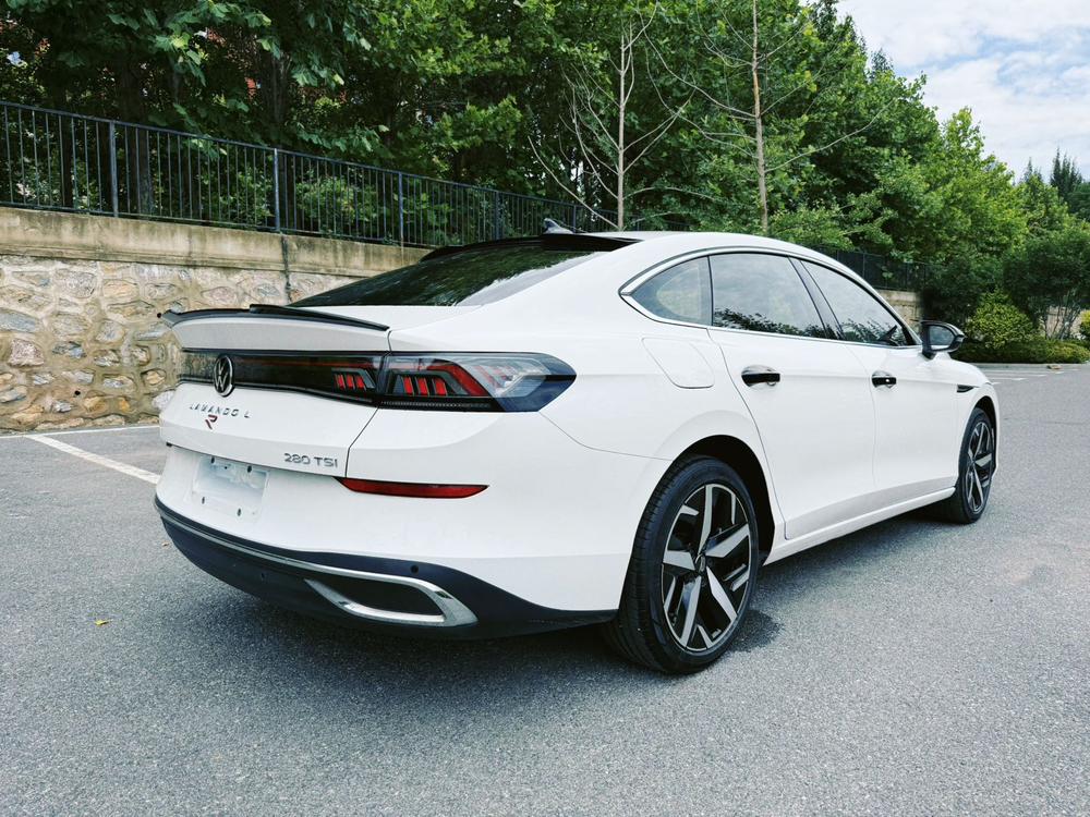 Volkswagen Lamando