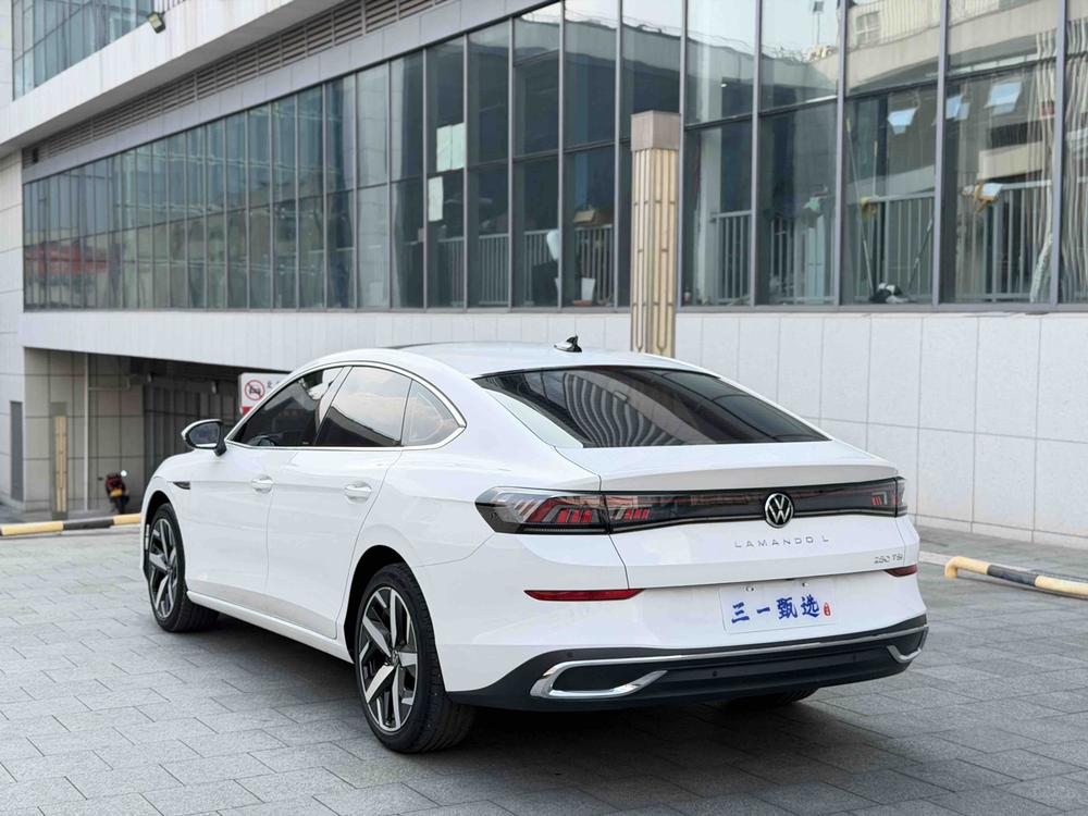 Volkswagen Lamando