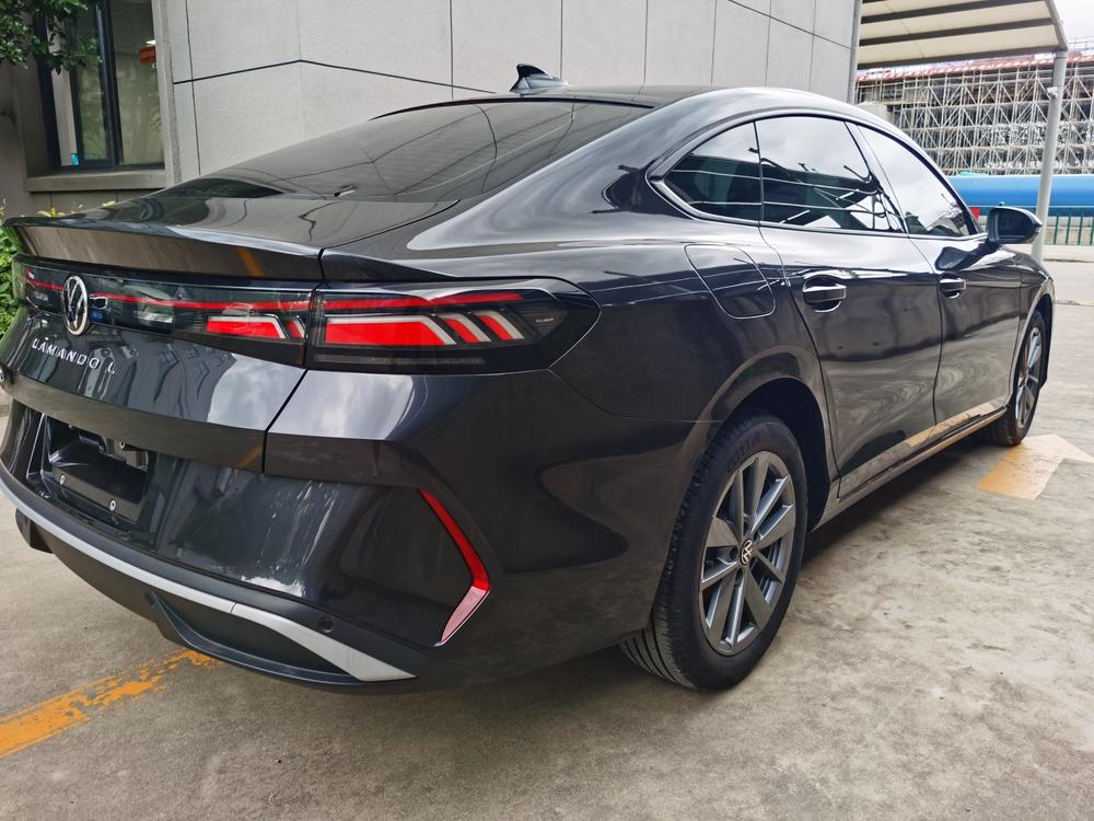 Volkswagen Lamando