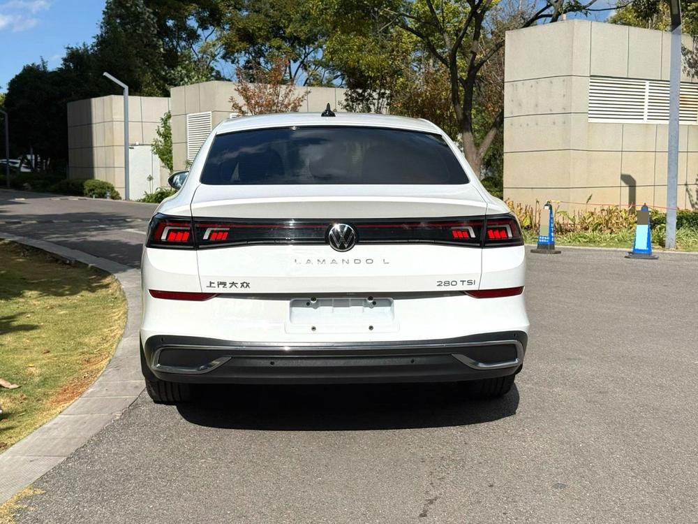 Volkswagen Lamando