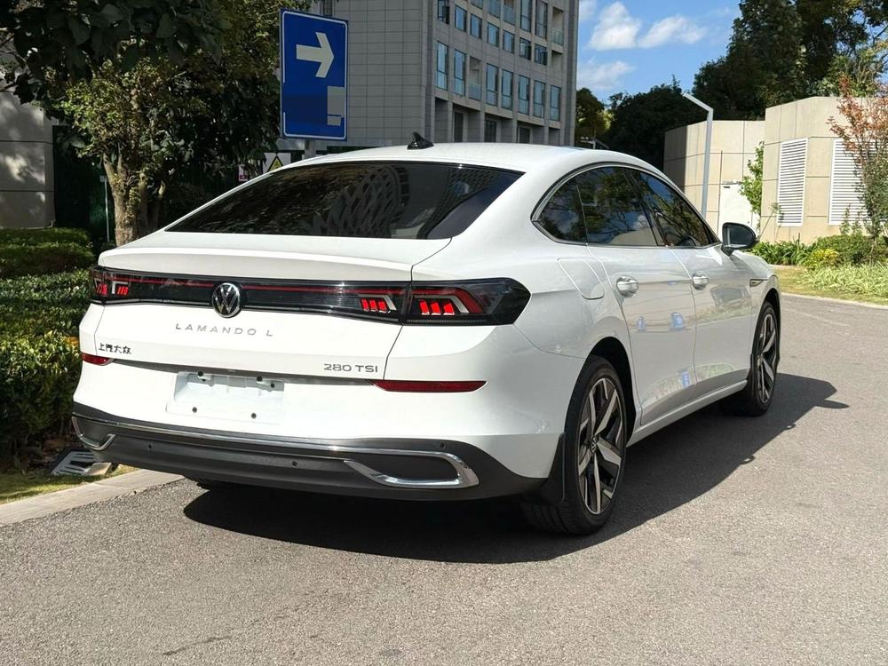 Volkswagen Lamando