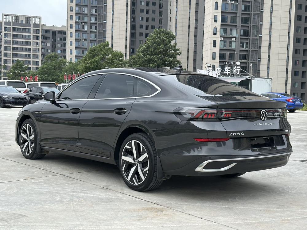 Volkswagen Lamando
