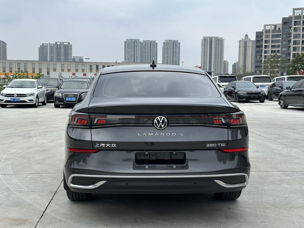 Volkswagen Lamando