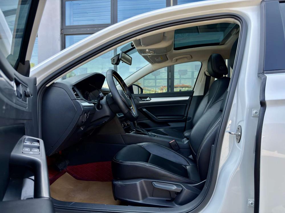 Volkswagen Lamando