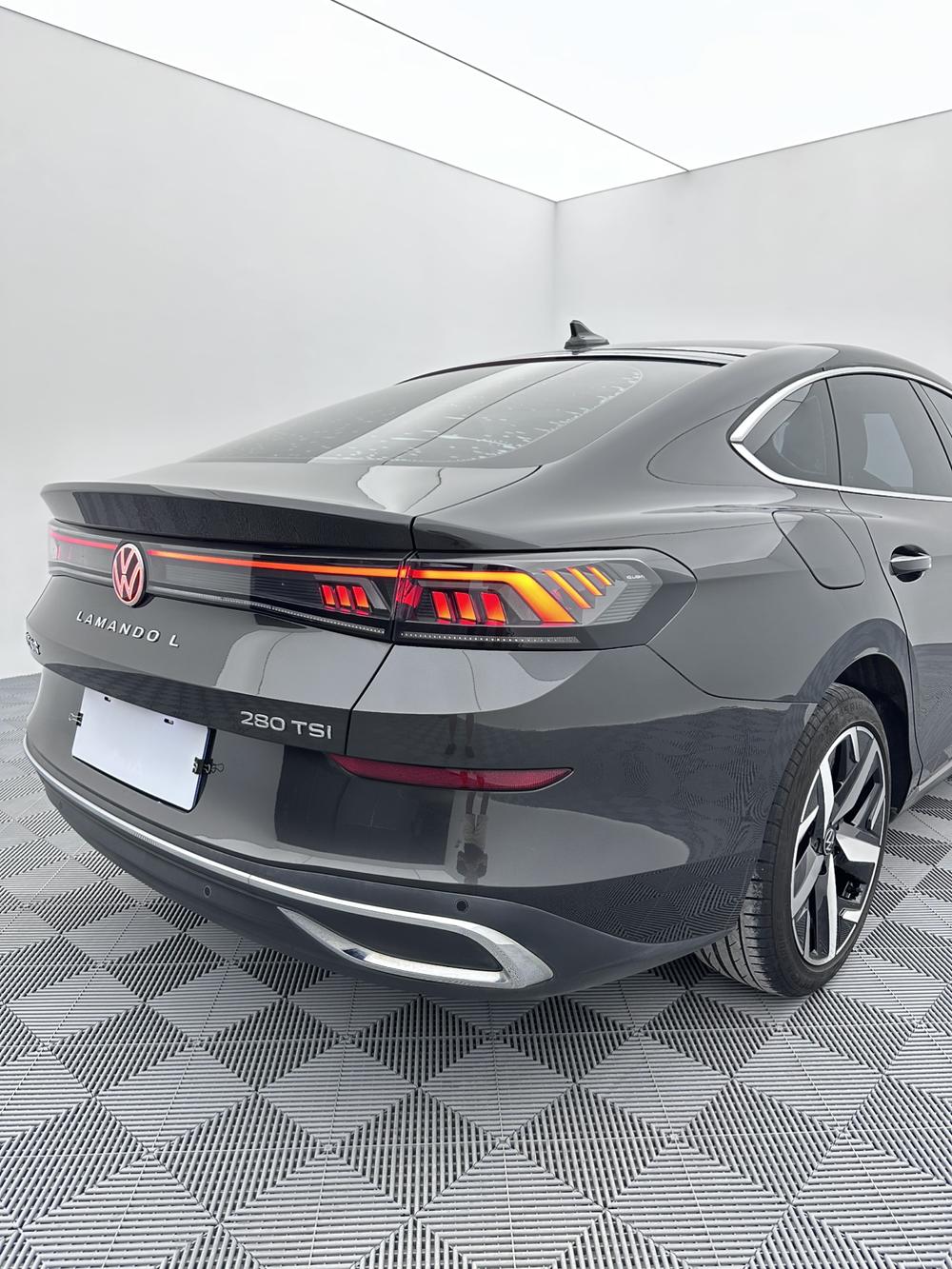 Volkswagen Lamando