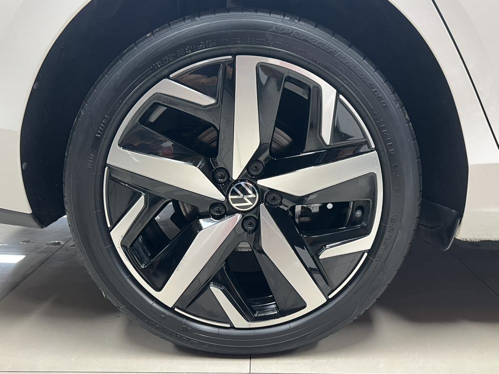 Volkswagen Lamando