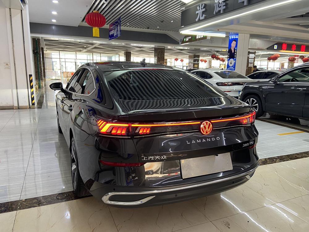 Volkswagen Lamando