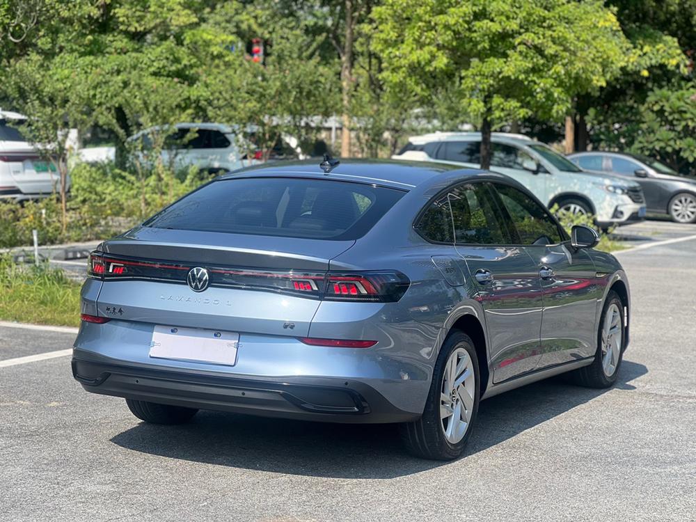 Volkswagen Lamando