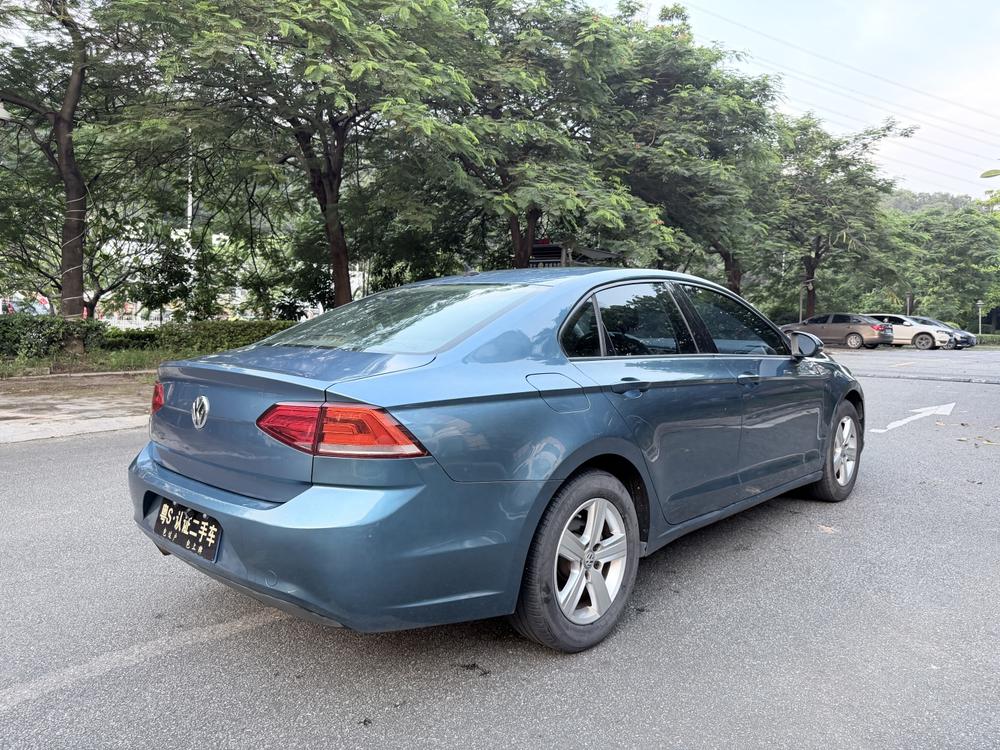 Volkswagen Lamando