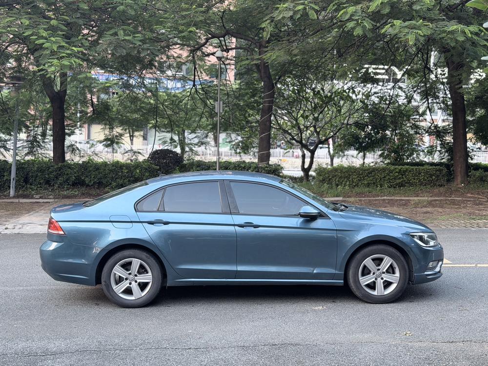 Volkswagen Lamando