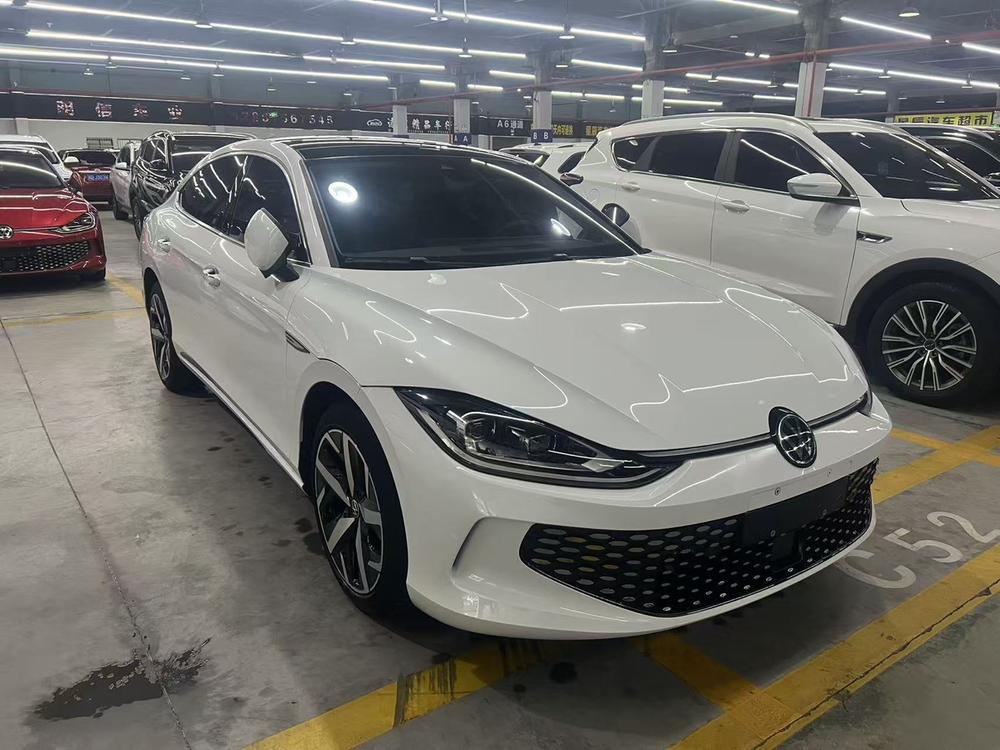 Volkswagen Lamando