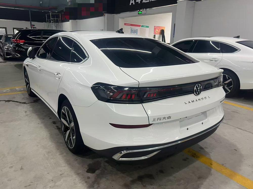 Volkswagen Lamando