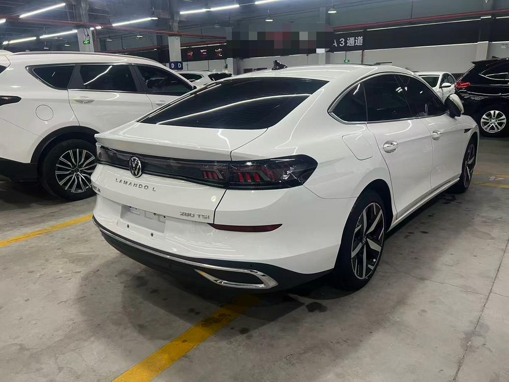 Volkswagen Lamando