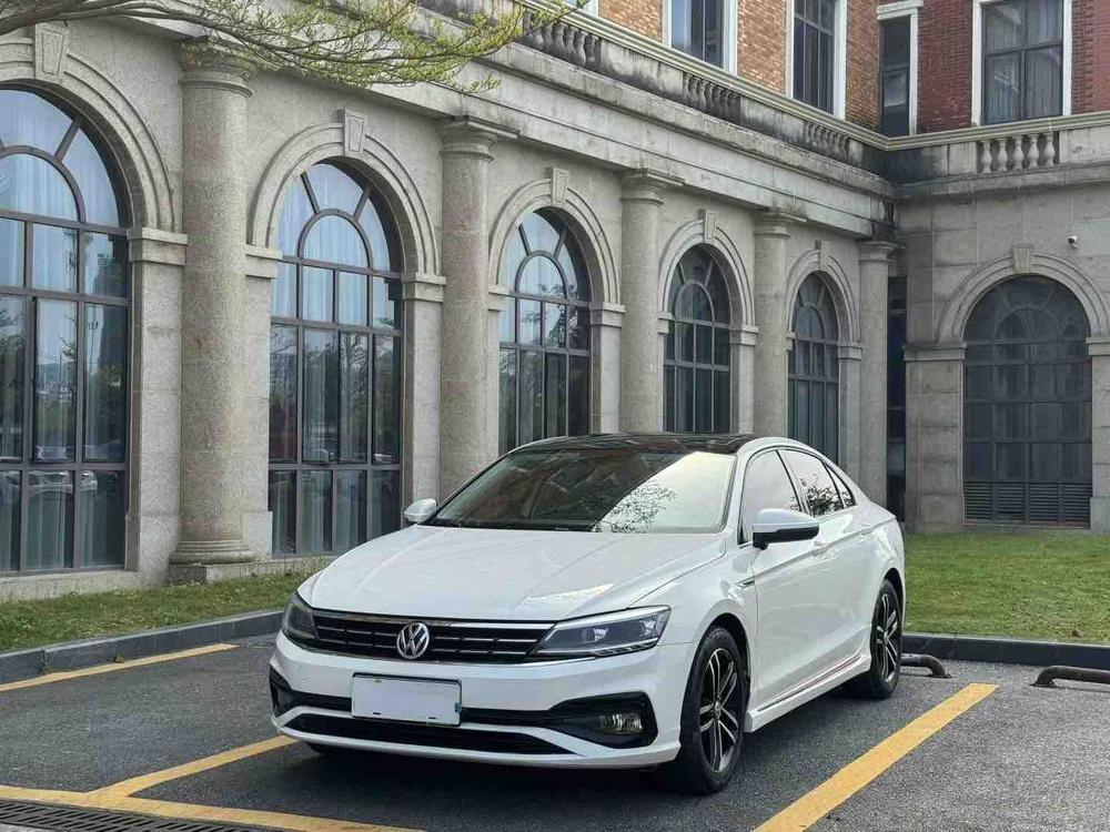 Volkswagen Lamando