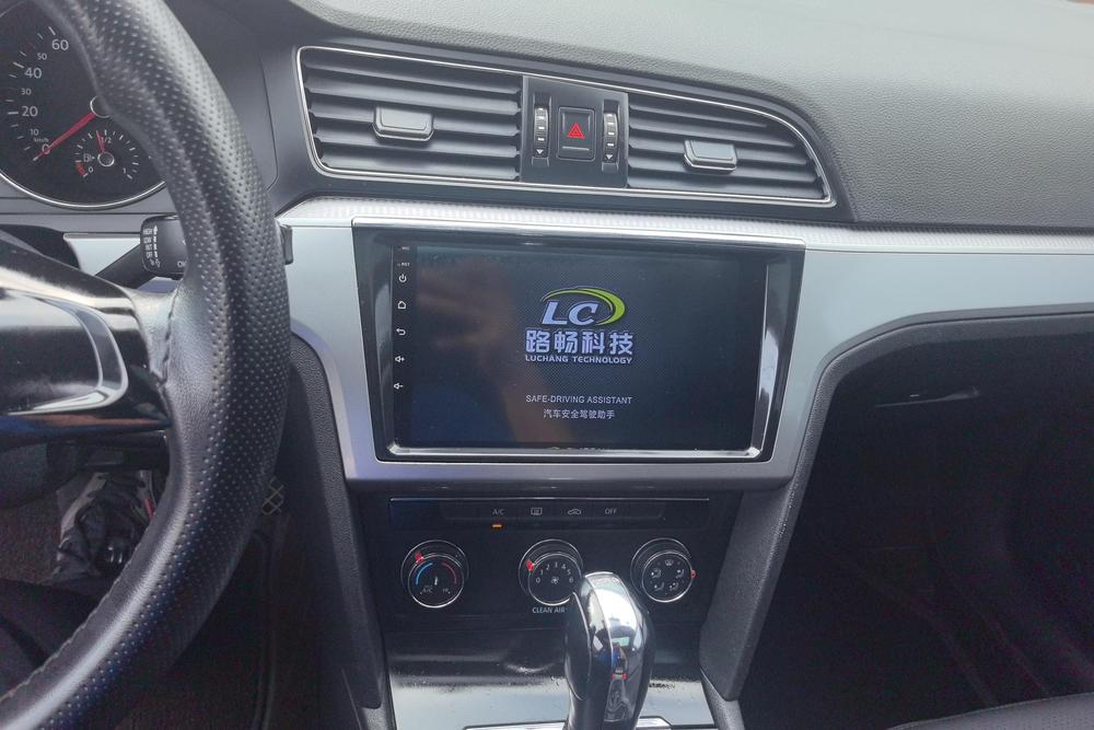 Volkswagen Lamando