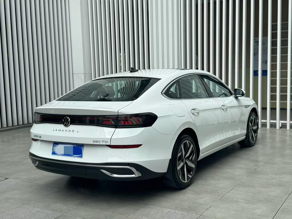 Volkswagen Lamando