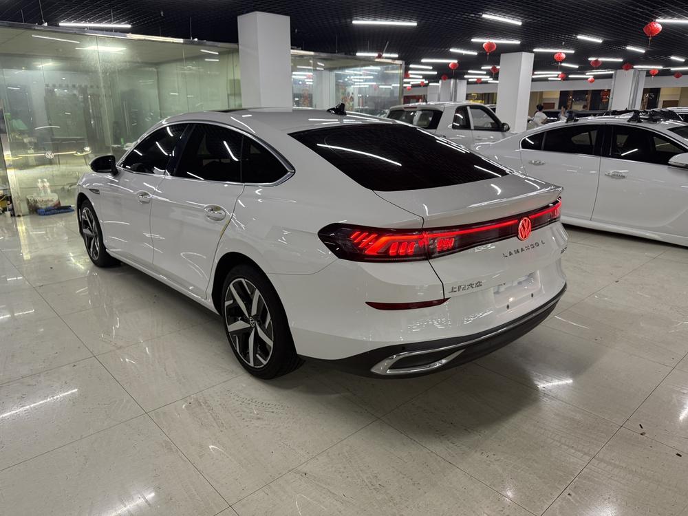 Volkswagen Lamando