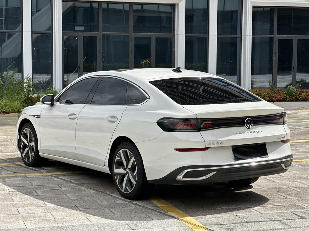 Volkswagen Lamando